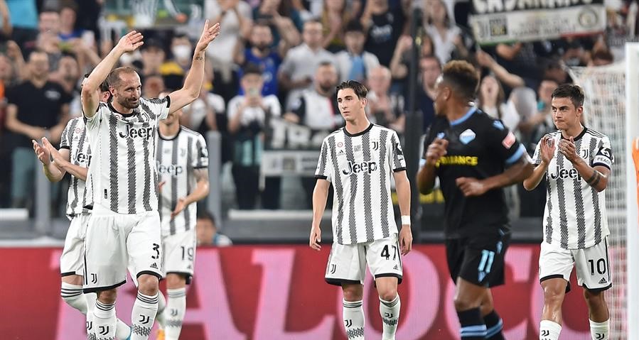 Juventus despidió a Chiellini y Dybala con trabajado empate ante Lazio