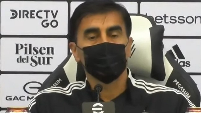 Gustavo Quinteros: Vamos a enfrentar a uno de los candidatos a la Libertadores y en su cancha