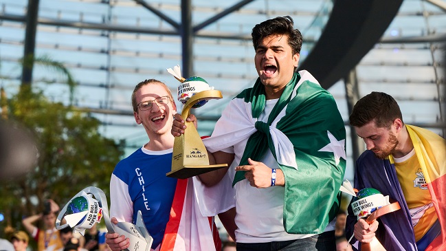 Chile tuvo destacada actuación en el Mundial de Aviones de Papel