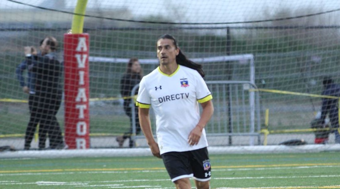 “Chilealbo”: Gabriel “Coca” Mendoza anticipa el crucial duelo de Colo Colo ante River Plate