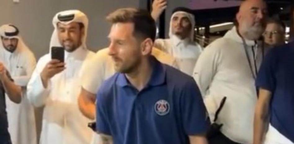¡No pudo con el robot! Lionel Messi fue vencido por una máquina en Qatar