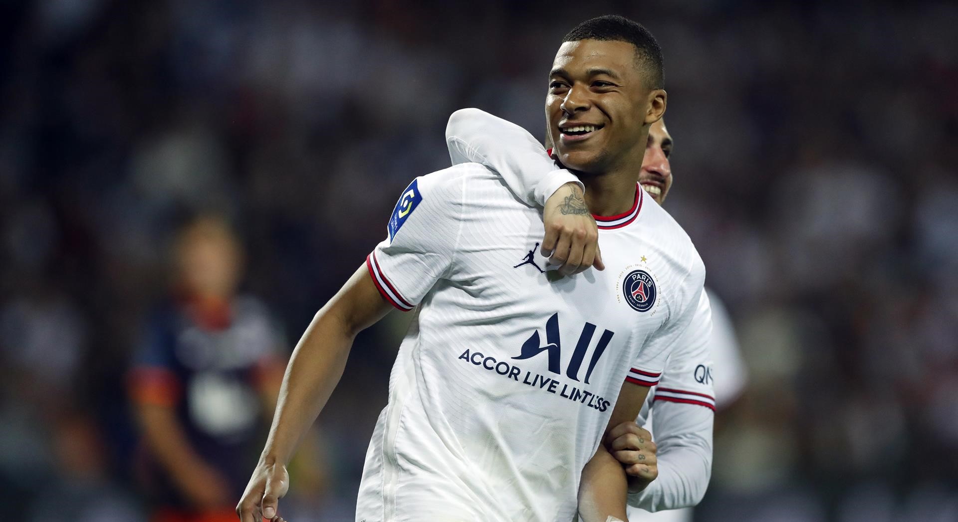 Prensa europea asegura que Kylian Mbappé decidió renovar con París Saint-Germain