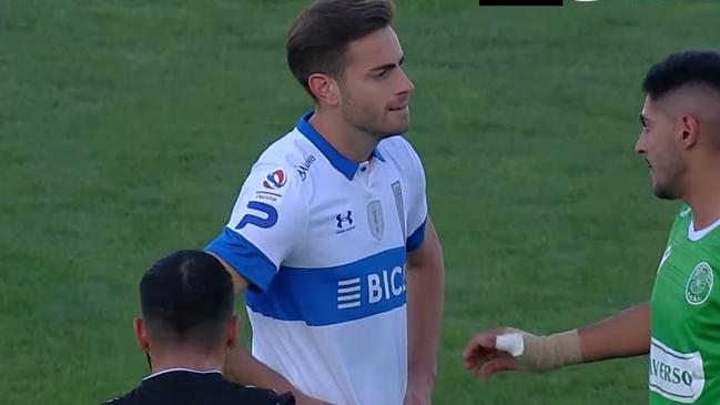 Lucas Melano duró dos minutos en la cancha y se fue expulsado en la UC ante Audax