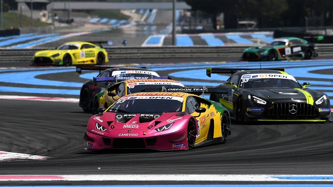 Benjamín Hites salvó puntos en el GT Open pese a penalizaciones