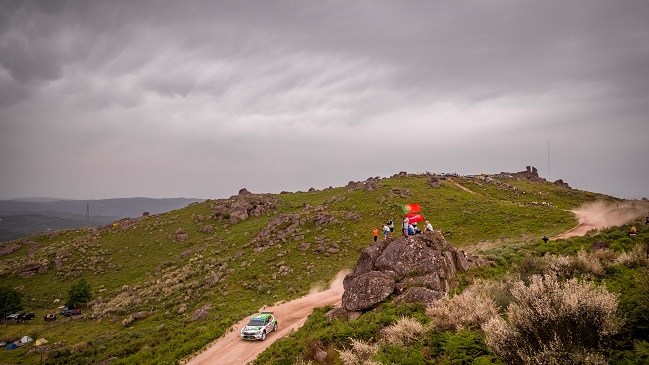 Emilio Fernández tuvo destacada participación en el Rally de Portugal