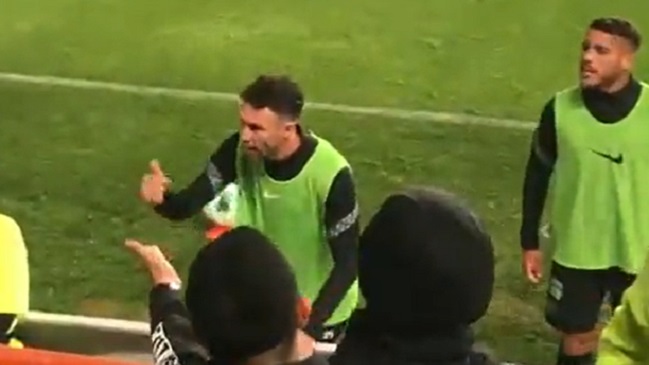 Jugadores de Club América se enfrentaron con sus propios hinchas