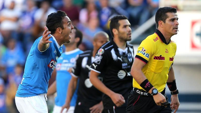 Liga mexicana implementará cronómetro para aumentar tiempo efectivo de juego