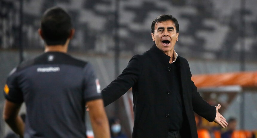 Gustavo Quinteros: En la Copa Sudamericana es una obligación llegar más lejos