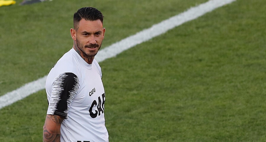 Pinilla: Los simios que provocaron que Colo Colo jugara sin público son responsables de esta debacle