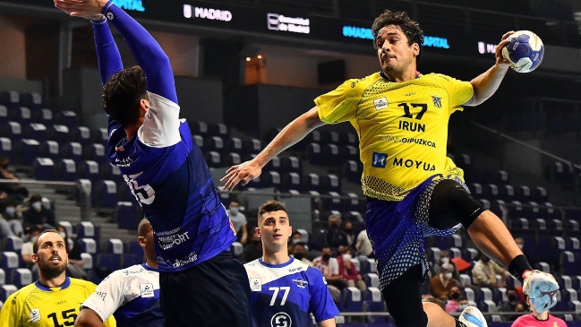 El chileno Rodrigo Salinas será operado de la rodilla izquierda