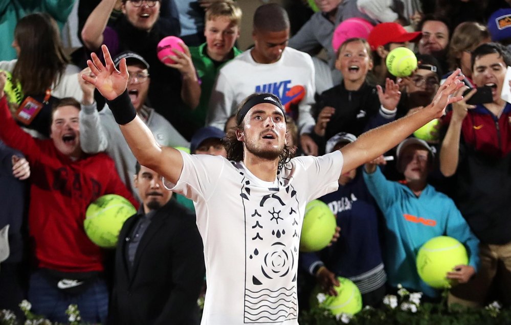 Stefanos Tsitsipas batalló por más de cuatro horas para avanzar a tercer ronda en Roland Garros