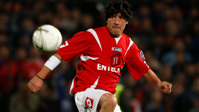 Iván Zamorano: Veo esa pequeña luz de esperanza de que Chile vaya al Mundial