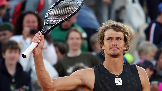 Alexander Zverev conquistó sólido triunfo ante Brandon Nakashima