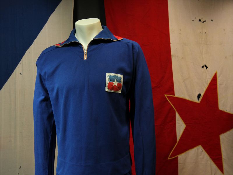 Museo de la moda inauguró la mayor exhibición del Mundial de Chile 1962