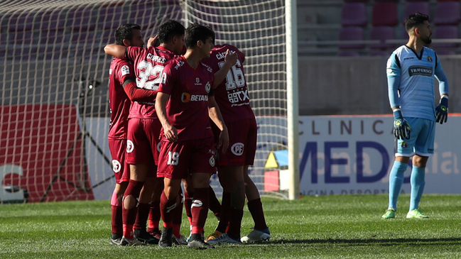 La Serena evitó la remontada de Audax Italiano y con vibrante triunfo salió del fondo de la tabla