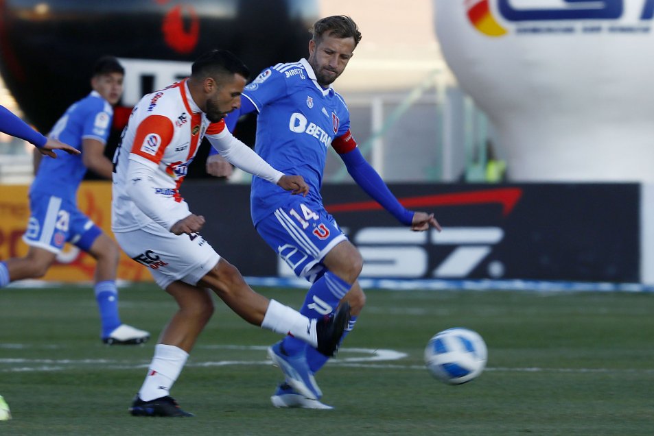 Cobresal amargó a la U y se afianzó en el quinto lugar en el torneo