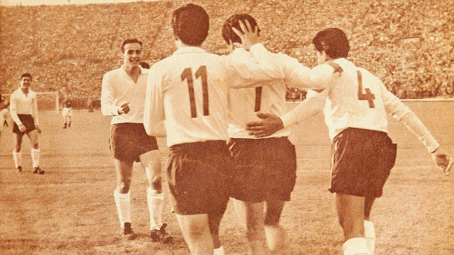 Chile debutó con una soberbia remontada ante Suiza en la inauguración del Mundial del ‘62
