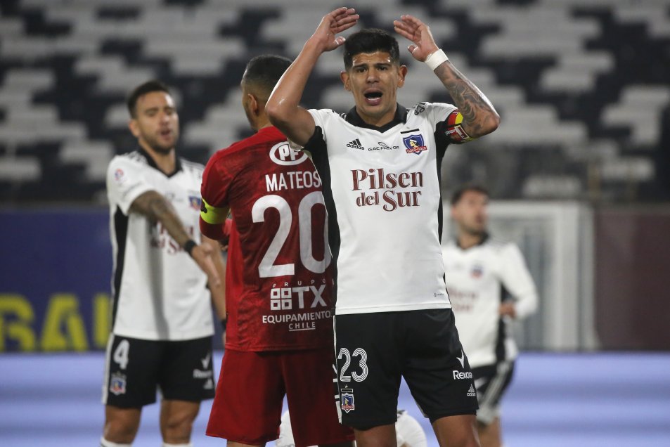 Colo Colo y Ñublense terminaron la primera rueda en lo más alto tras igualar en el Monumental