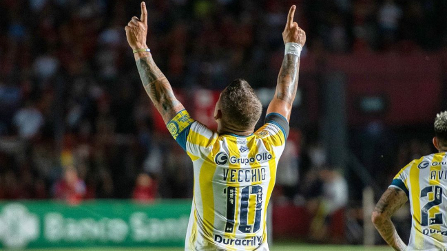 Emiliano Vecchio apareció como opción para reforzar a Racing