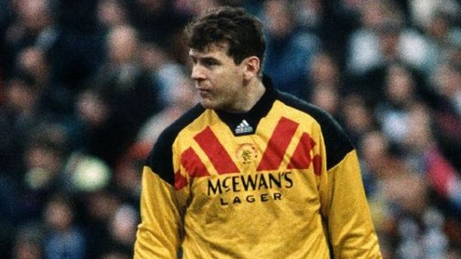 Leyenda del fútbol escocés anunció que tiene cáncer: No tomaré la quimioterapia