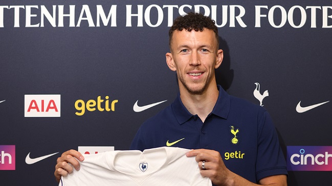 Tottenham Hotspur anunció la contratación de Ivan Perisic