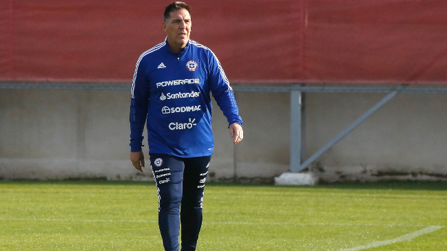 Eduardo Berizzo desmintió polémica con Claudio Bravo: No es real