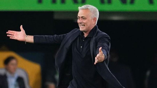 Paris Saint-Germain aspira a contar con José Mourinho como su nuevo director técnico