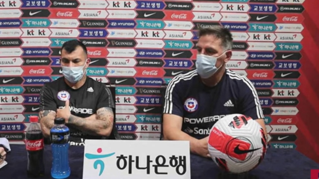 Berizzo: Ojalá nos acerquemos rápido a una manera de jugar vertical, dinámica y agresiva