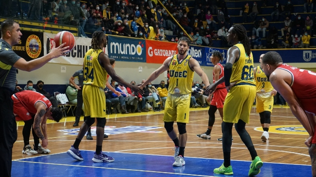Universidad de Concepción logró sólido triunfo ante Leones y tomó ventaja en la Final de LNB