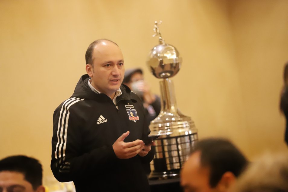 Campeones de la Libertadores de 1991 disfrutaron desayuno con socios del CSD Colo Colo