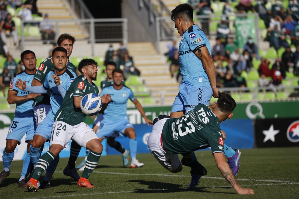 Jaime Valdés tuvo un triunfal estreno junto a Santiago Wanderers en la Primera B