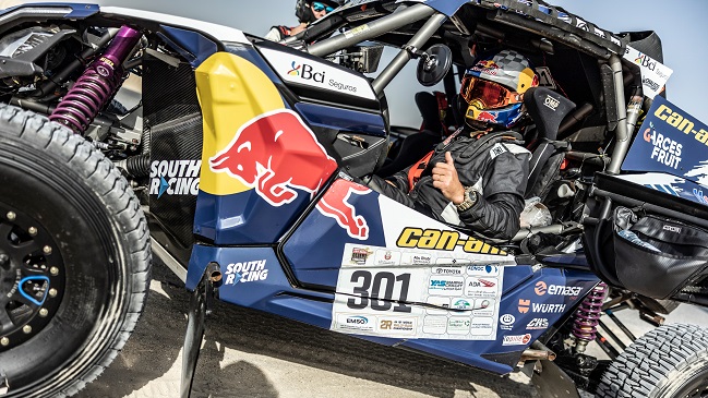 “Chaleco” López exhibirá en Antofagasta el vehículo con que ganó el Dakar