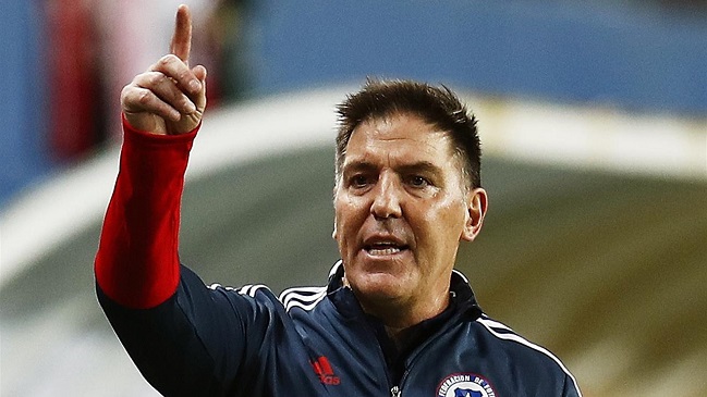 Berizzo abordó polémico encontrón de dos jugadores de la Roja: No volverá a pasar