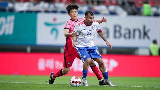 “Kike” Acuña: Gary Medel debe volver a su posición de defensa central