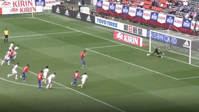 ¡El gol se le niega a Chile! Diego Valencia falló un penal en el epílogo ante Túnez