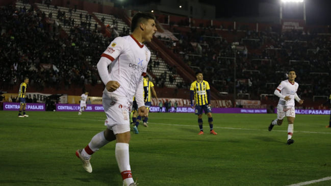 Huracán consiguió su primer triunfo en el torneo argentino al derribar a Rosario Central