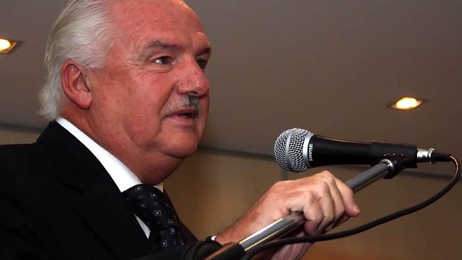 ¡Inaceptable! La criticada comparación de Fernando Niembro del VAR con “una chica de 17 años”