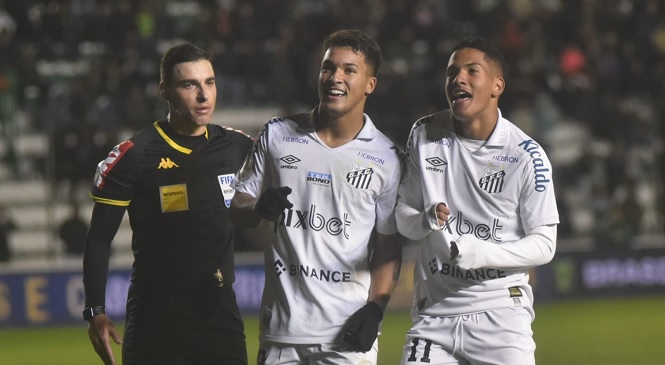 Santos reaccionó ante Juventude y sumó valiosa victoria en el Brasileirao