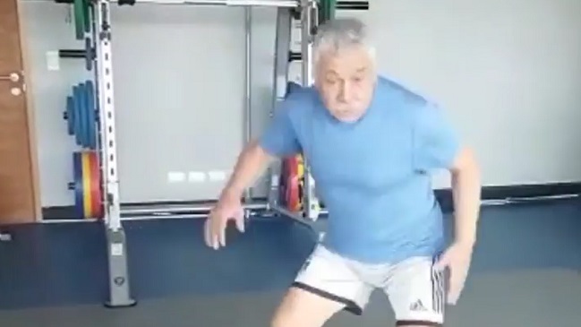 ¿El “9” para Colo Colo? Carlos Caszely mostró exigente preparación física