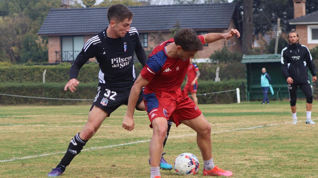 Colo Colo cerró su intertemporada en Argentina sin victorias tras empatar ante Tigre