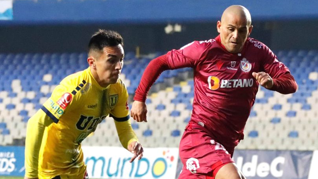 La hermosa anotación de Humberto Suazo en Copa Chile