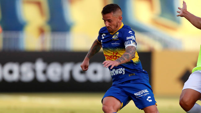 Juan Cuevas sufrió rotura de meniscos y ligamentos