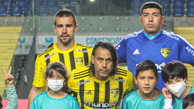 Calidad intacta: El gran centro de Arturo Sanhueza para el gol de Fernández Vial