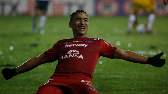 Osvaldo Hurtado y la falta de gol en la Roja: A la gira habría llevado al Nico Guerra