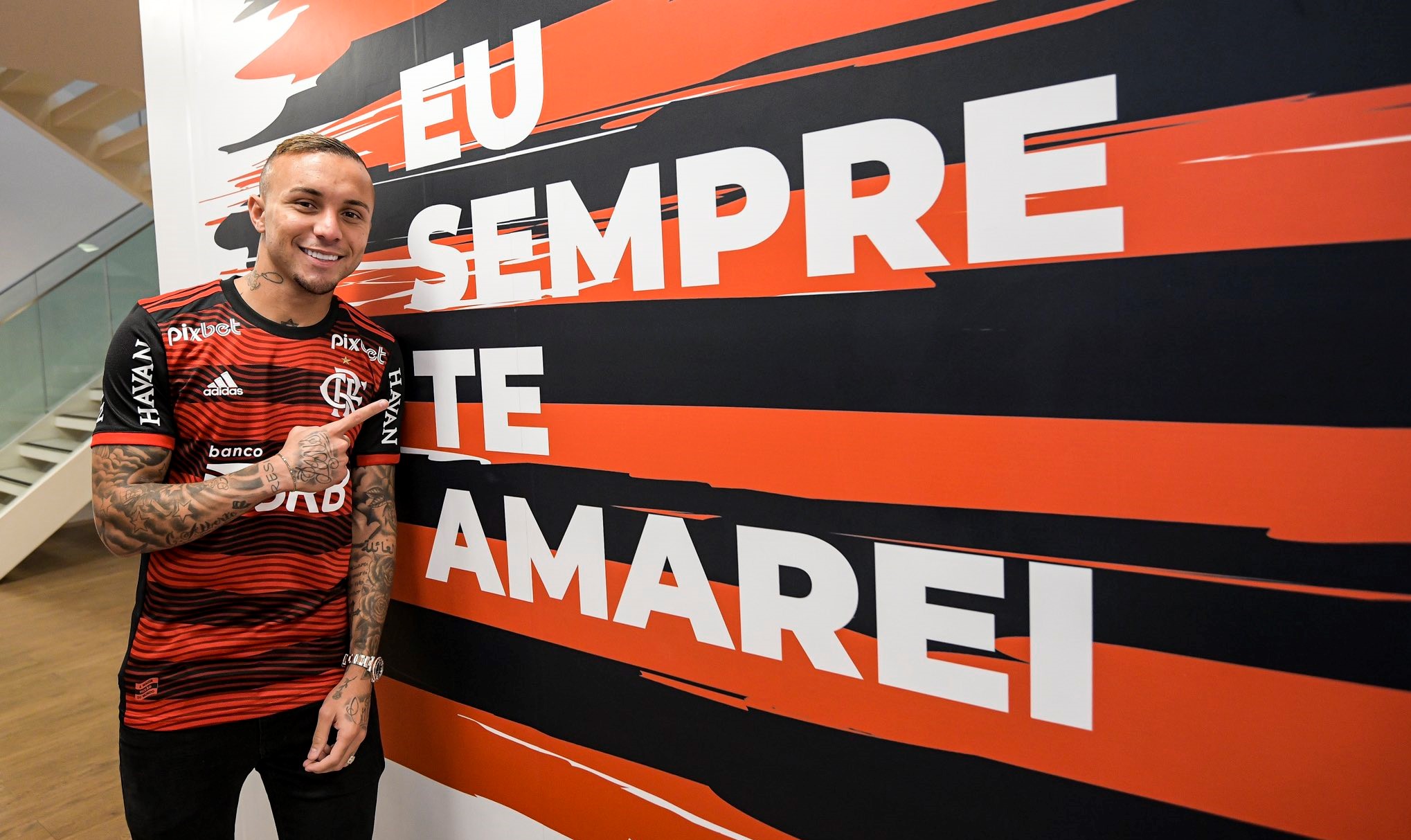 Flamengo presentó a Everton Cebolinha como su nuevo refuerzo