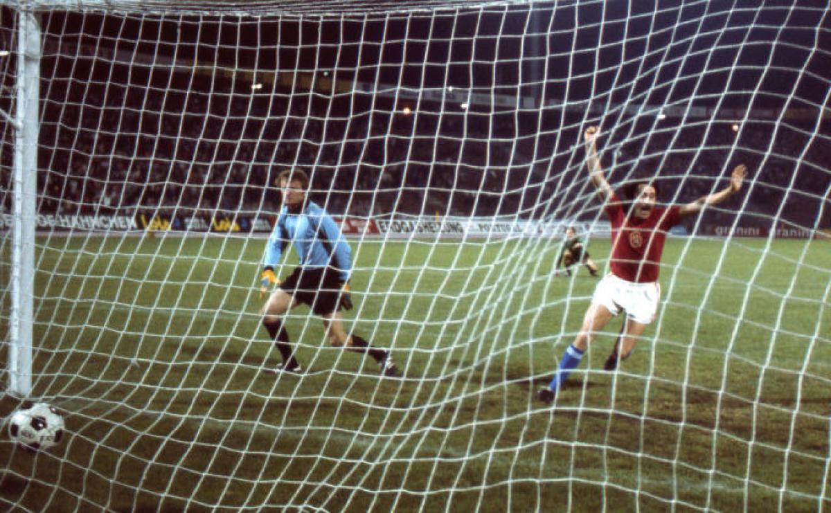 Se cumplieron 46 años del inolvidable penal de Antonin Panenka que dio el título de Europa a Checoslovaquia