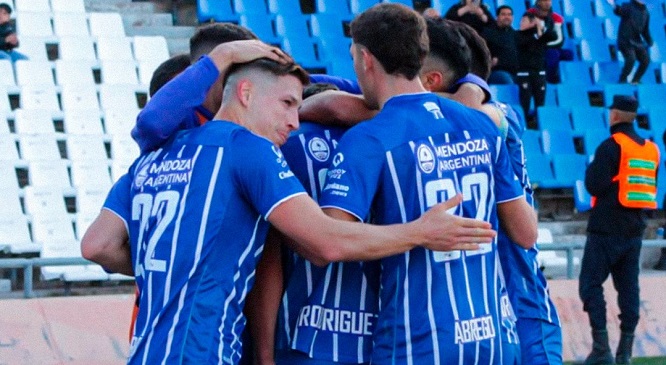 Defensa y Justicia de Beccacece se enredó en los últimos lugares tras caer ante Godoy Cruz