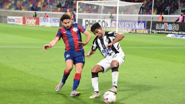 Cristopher Toselli sufrió en cancha la derrota de Central Córdoba ante San Lorenzo en Argentina