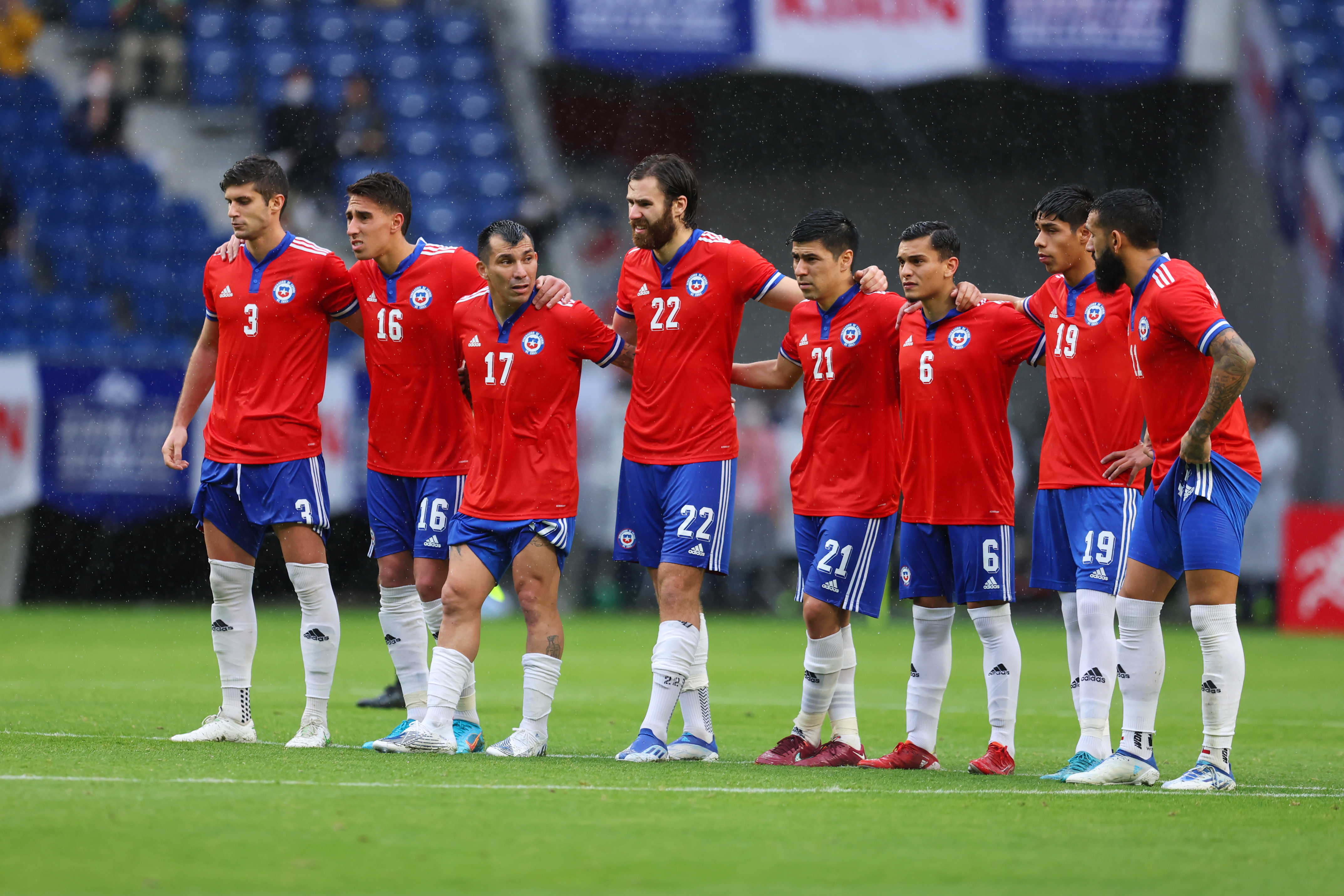 La selección chilena perdió terreno en el ranking de la FIFA