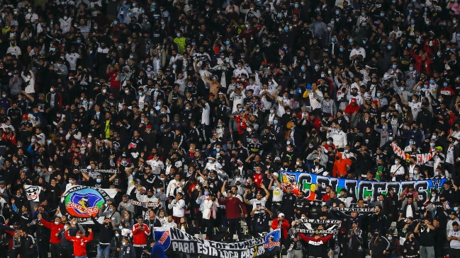 Carabineros detuvo a barristas de Colo Colo por uso de fuegos artificiales en Temuco